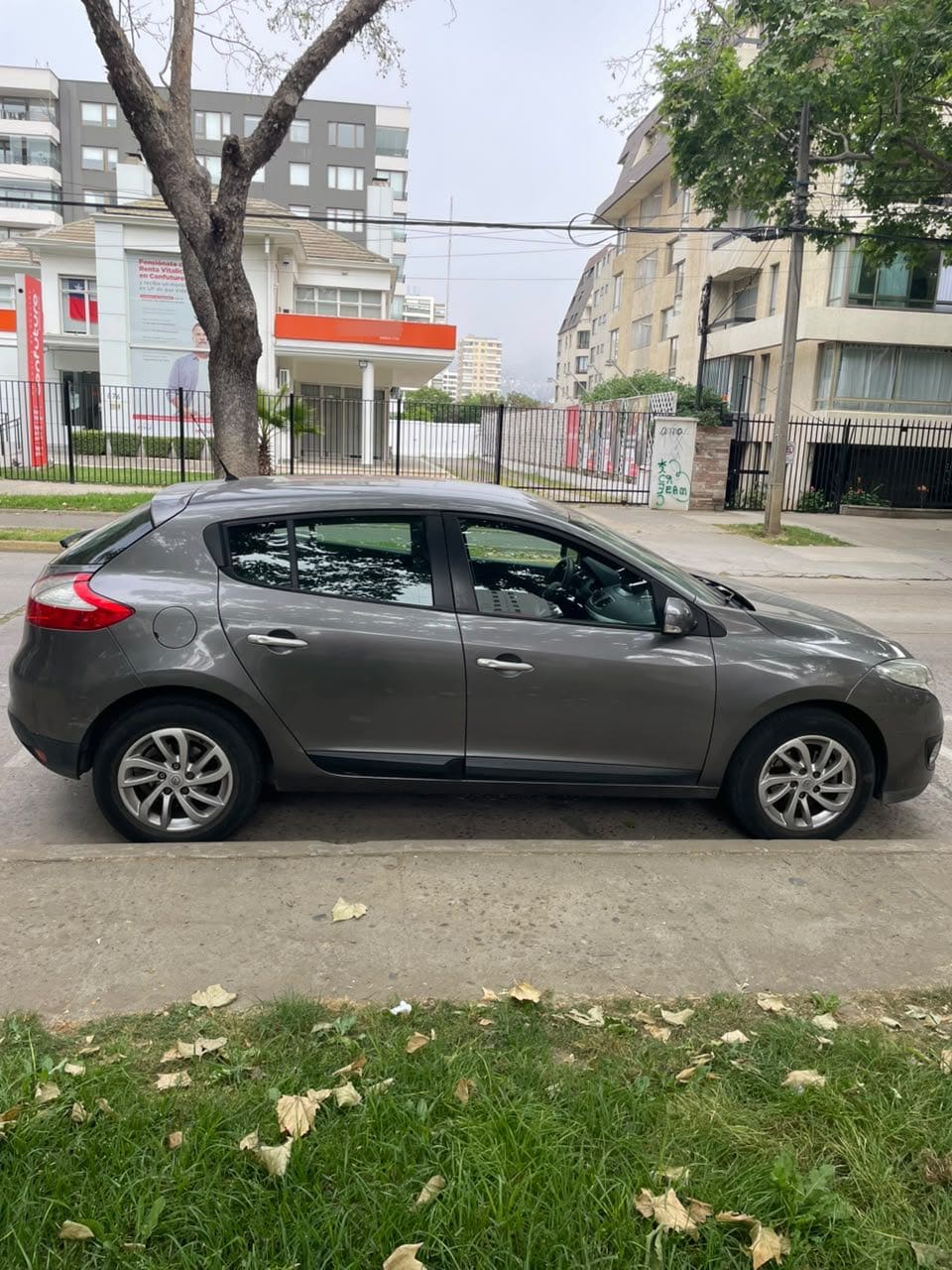 RENAULT MEGANE III 2.0 Dynamique Mt año 2012