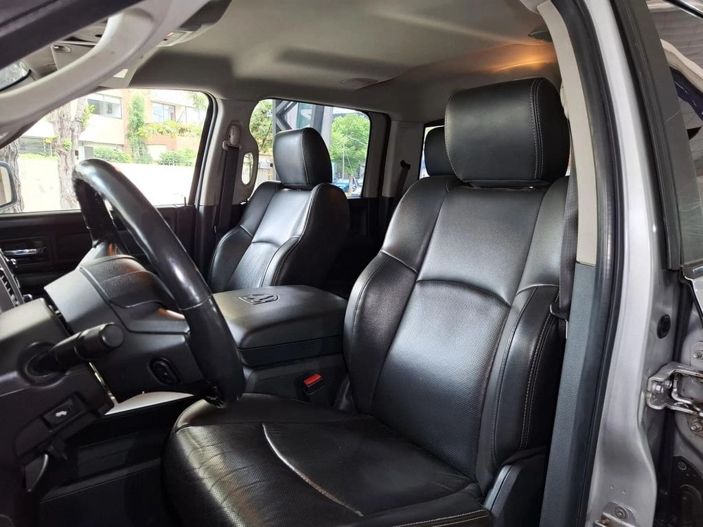 Dodge Ram 1500 4x4 5.7 año 2011
