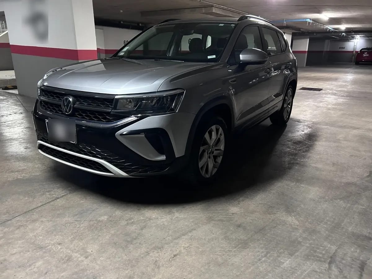 VOLKSWAGEN TAOS  año 2023