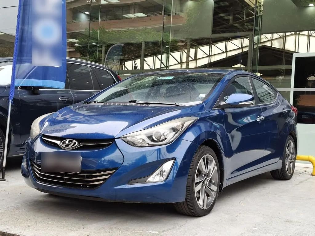 Hyundai Elantra Gls 1.8 At año 2014