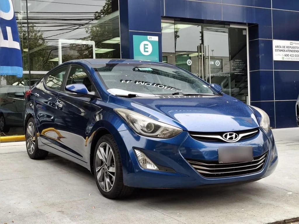 Hyundai Elantra Gls 1.8 At año 2014