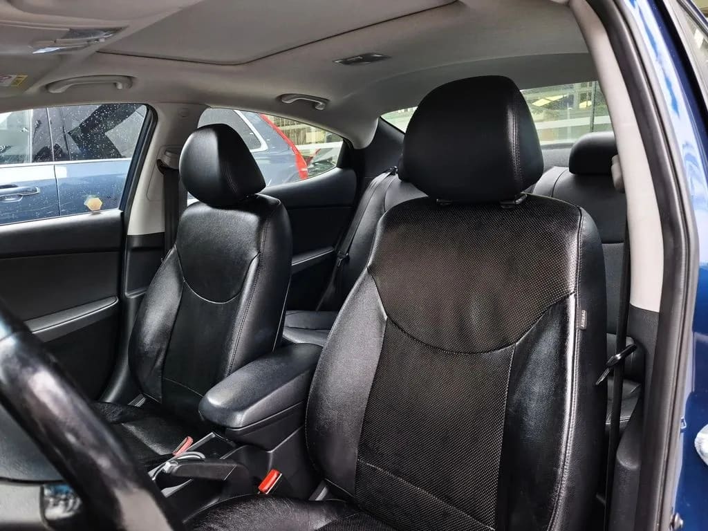Hyundai Elantra Gls 1.8 At año 2014