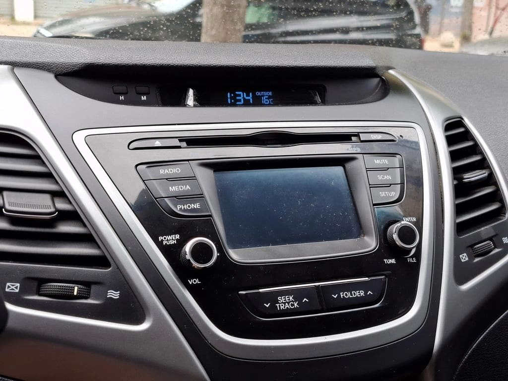 Hyundai Elantra Gls 1.8 At año 2014