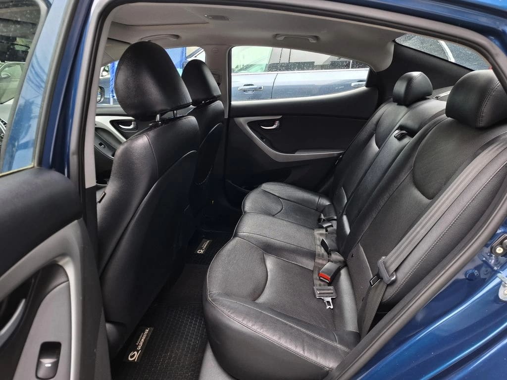 Hyundai Elantra Gls 1.8 At año 2014