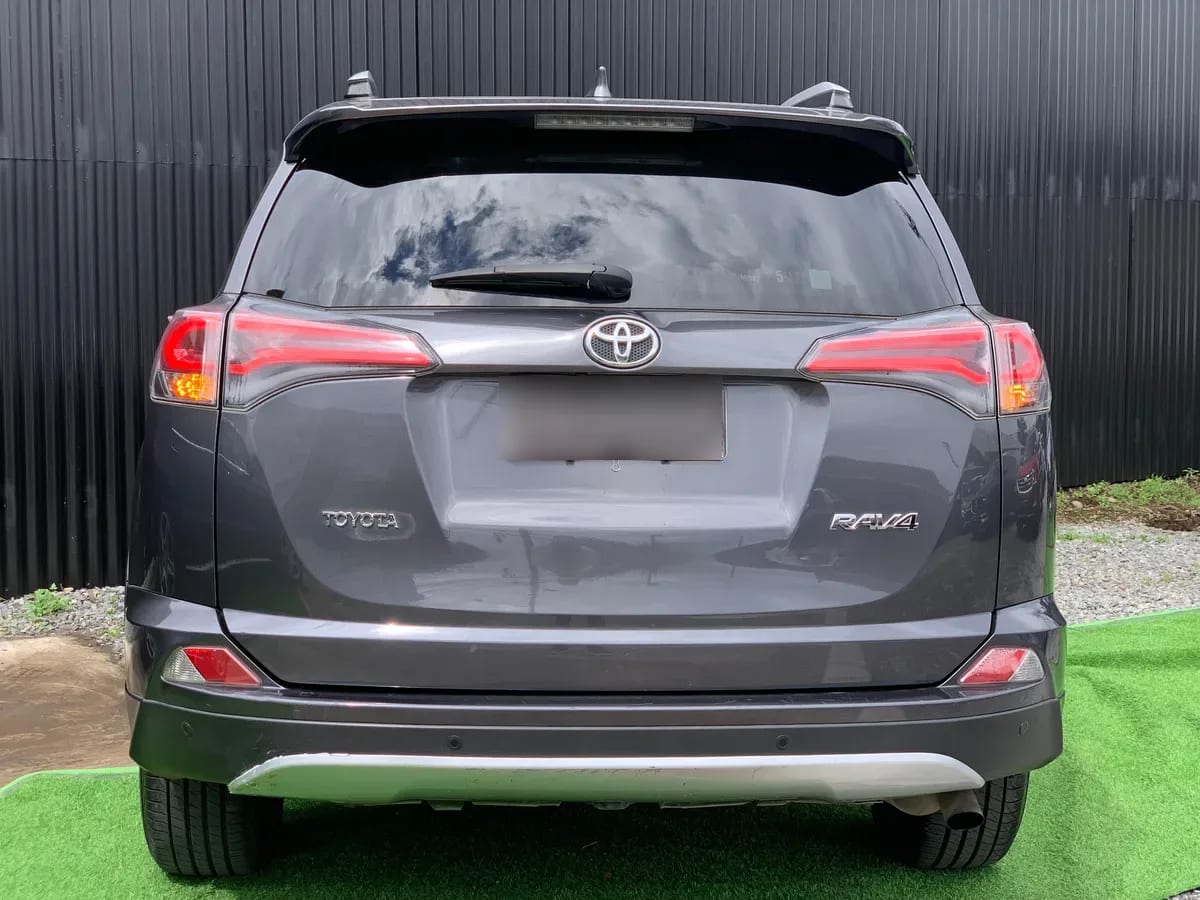 TOYOTA RAV4 2.5 Super Lujo At 4x2 año 2016
