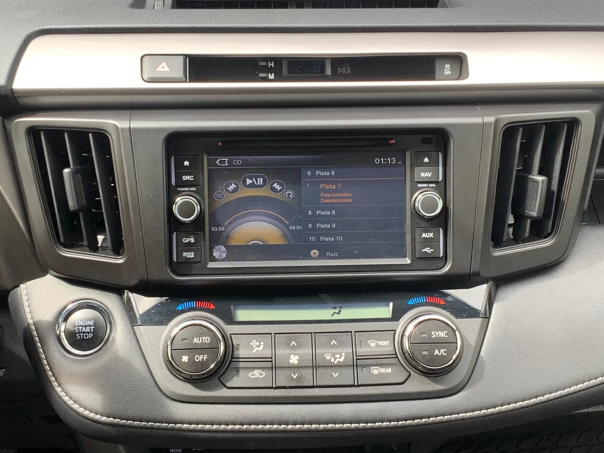 TOYOTA RAV4 2.5 Super Lujo At 4x2 año 2016