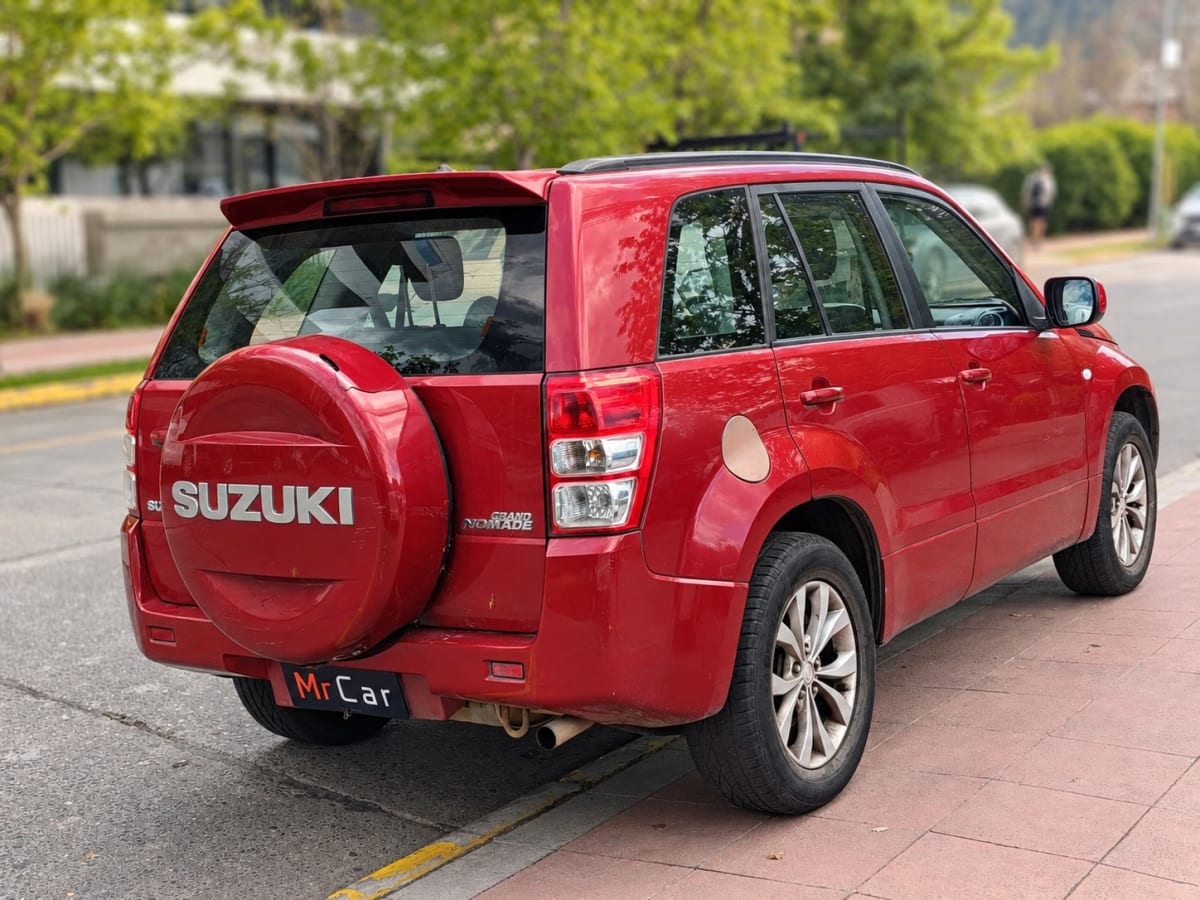 Suzuki Grand Nomade At Glx Sport año 2014