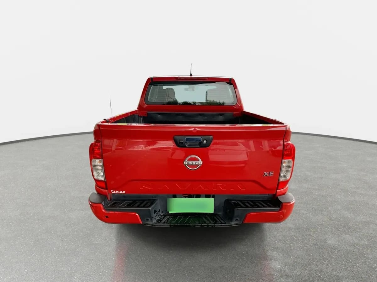 Nissan Navara 2.3d Xe Diesel 4x2 Dob.cab. Mt 4p año 2024