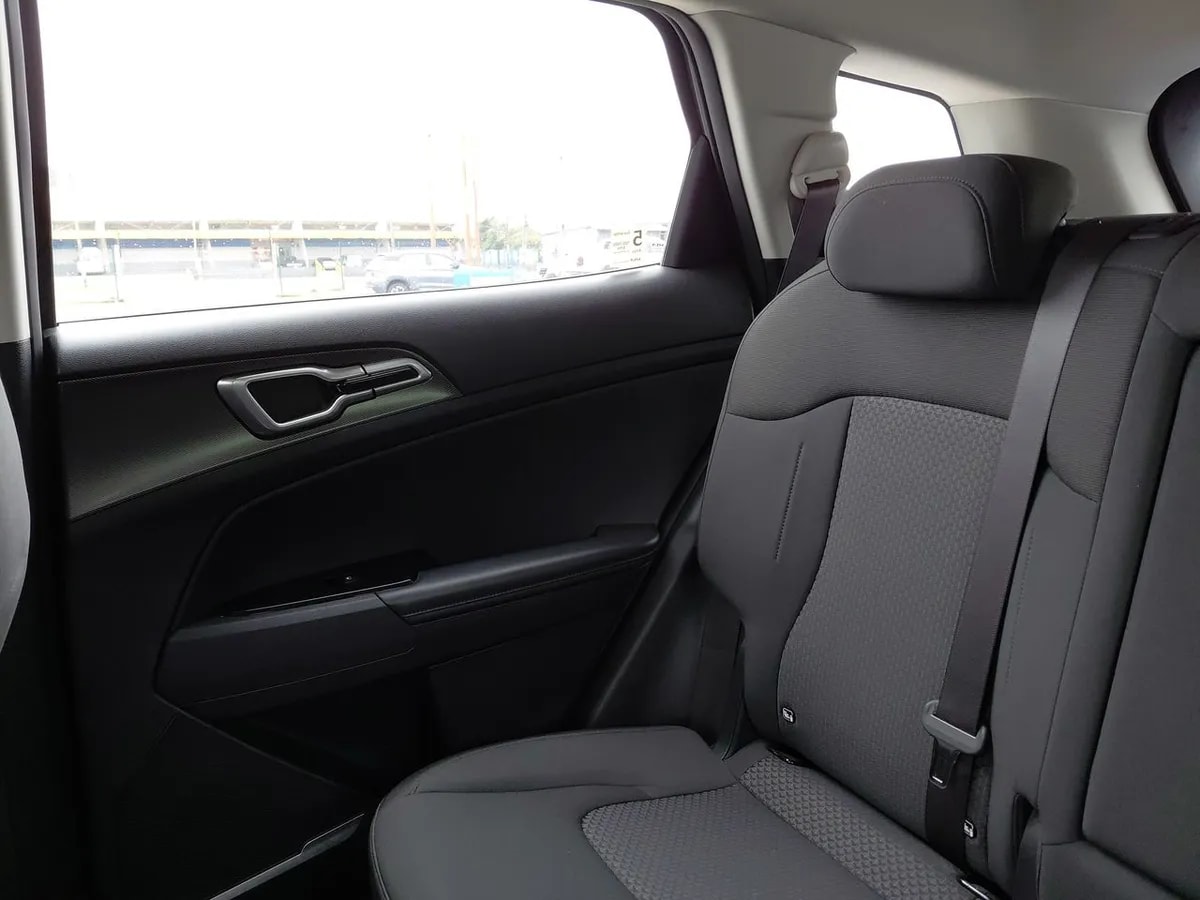 Kia Sportage 2.0 Ex Dies 2wd 8at 5p año 2025