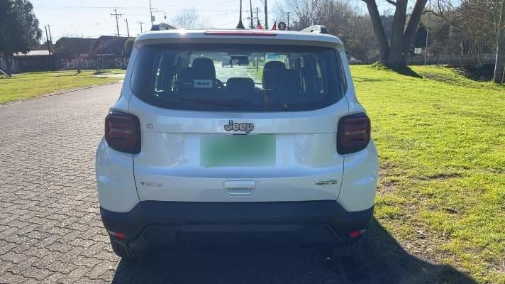 Jeep Renegade 1.3t Longitude 4x2 At 5p año 2025