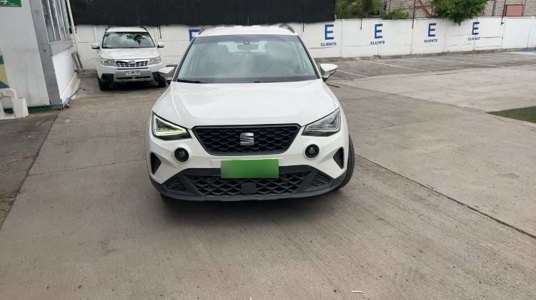 Seat Arona 1.0 Tsi Style 4x2 At 5p año 2023