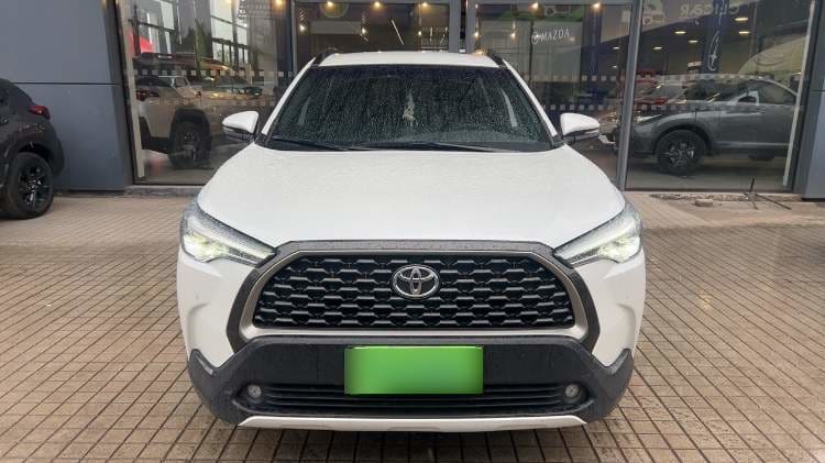Toyota Corolla Cross 2.0 Seg 4x2 Cvt At 5p año 2023