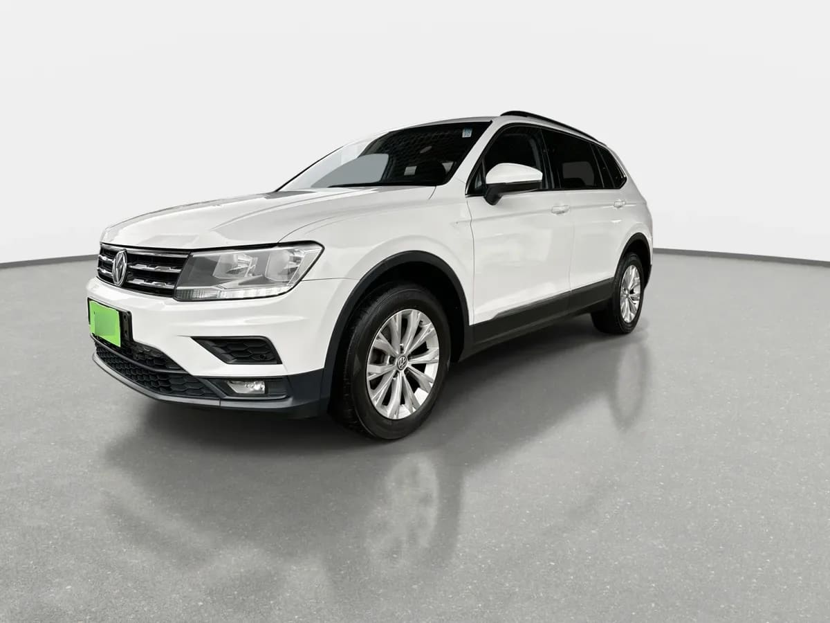 Volkswagen Tiguan 1.4 Tsi Comfortline 4x2 At 5p año 2018