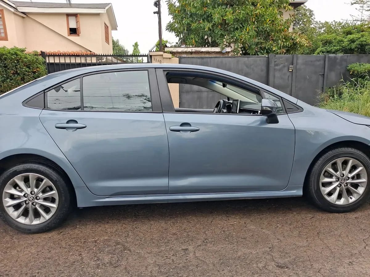 Toyota Corolla 2.0 Xei 4x2 Cvt At 4p año 2022