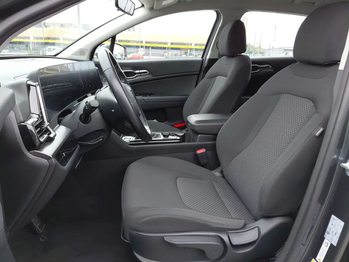 Kia Sportage 2.0 Ex Dies 2wd 8at 5p año 2025