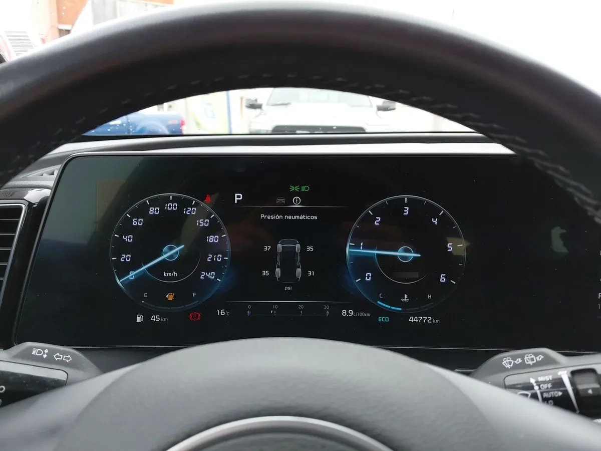 Kia Sportage 2.0 Ex Dies 2wd 8at 5p año 2025