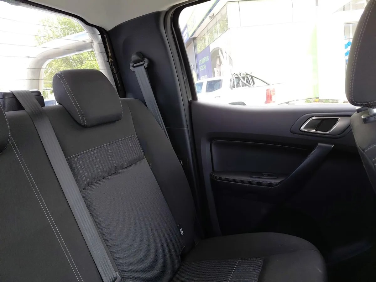 Ford Ranger 2.5 Xlt Euro 6 4x2 Dob. Cab. Mt 4p año 2023