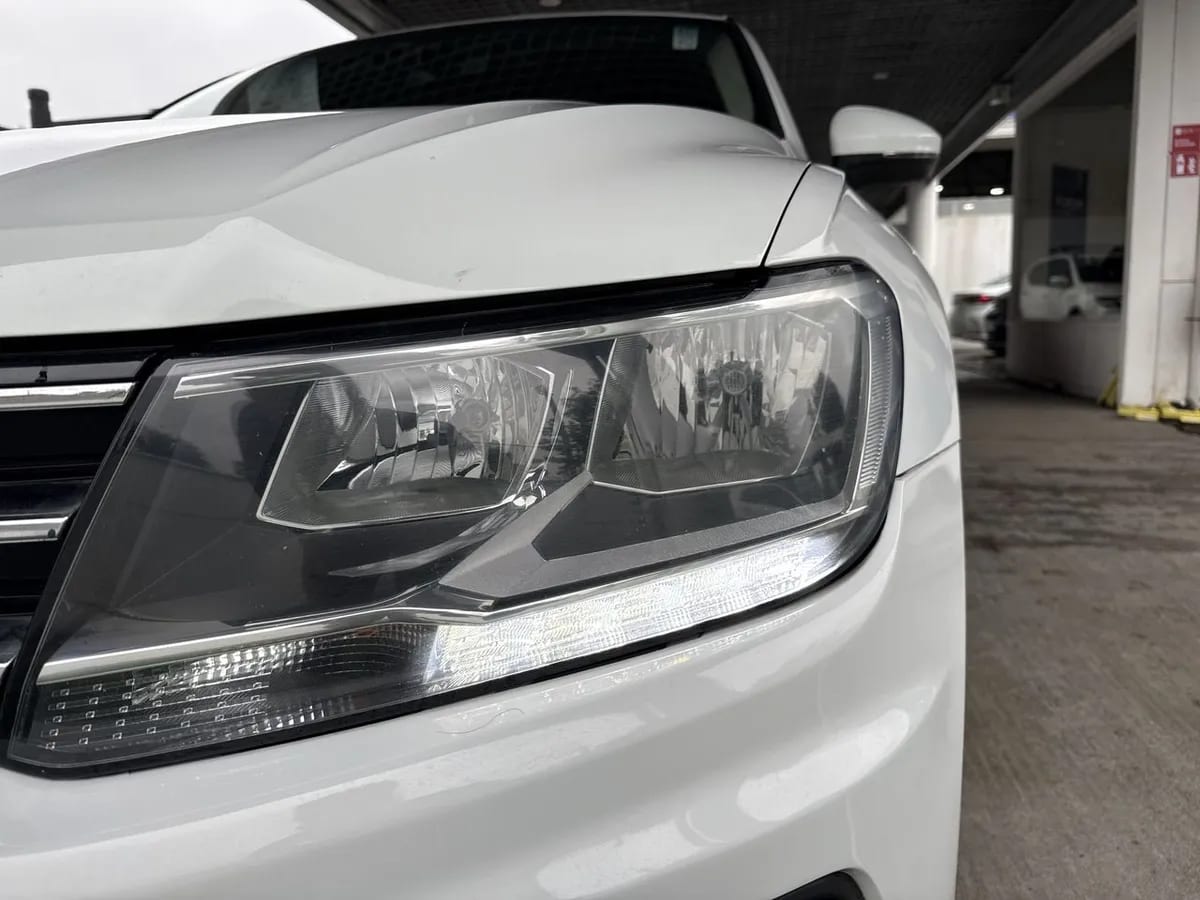 Volkswagen Tiguan 1.4 Tsi Comfortline 4x2 At 5p año 2018