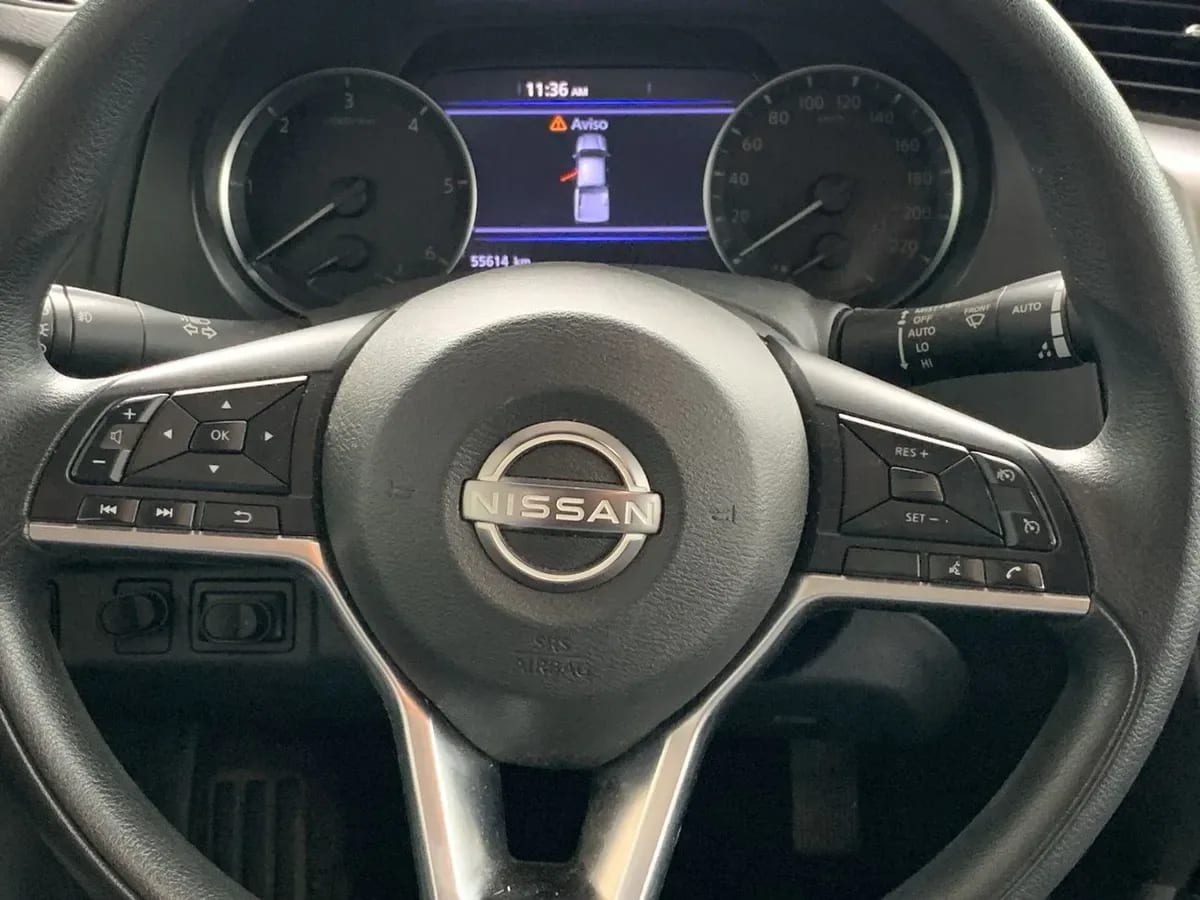 Nissan Navara 2.3d Xe Diesel 4x2 Dob.cab. Mt 4p año 2024