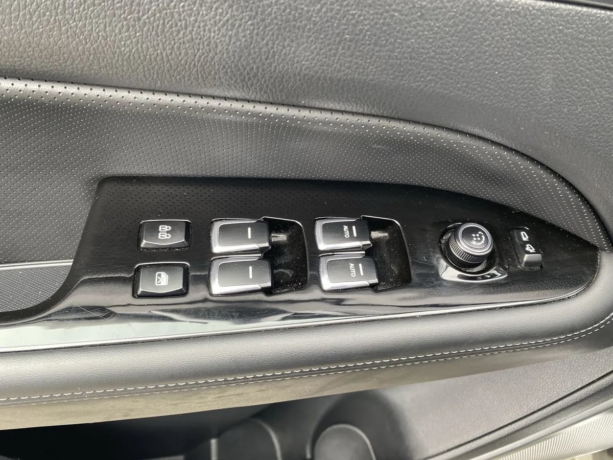 Ssangyong Rexton 2.2t Glx Diesel 4x4 6ab Nueva Radio 8at 5p año 2026