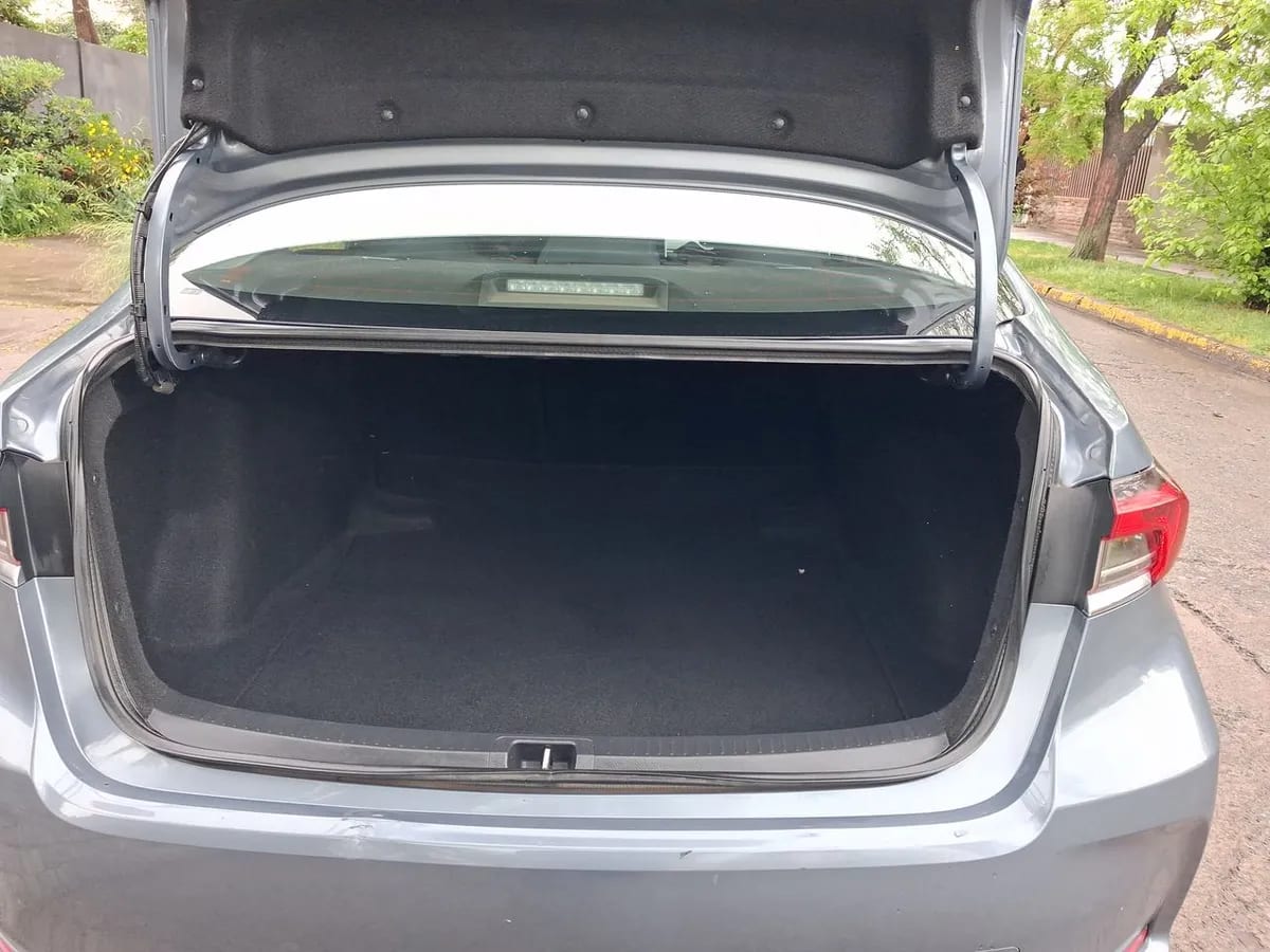 Toyota Corolla 2.0 Xei 4x2 Cvt At 4p año 2022