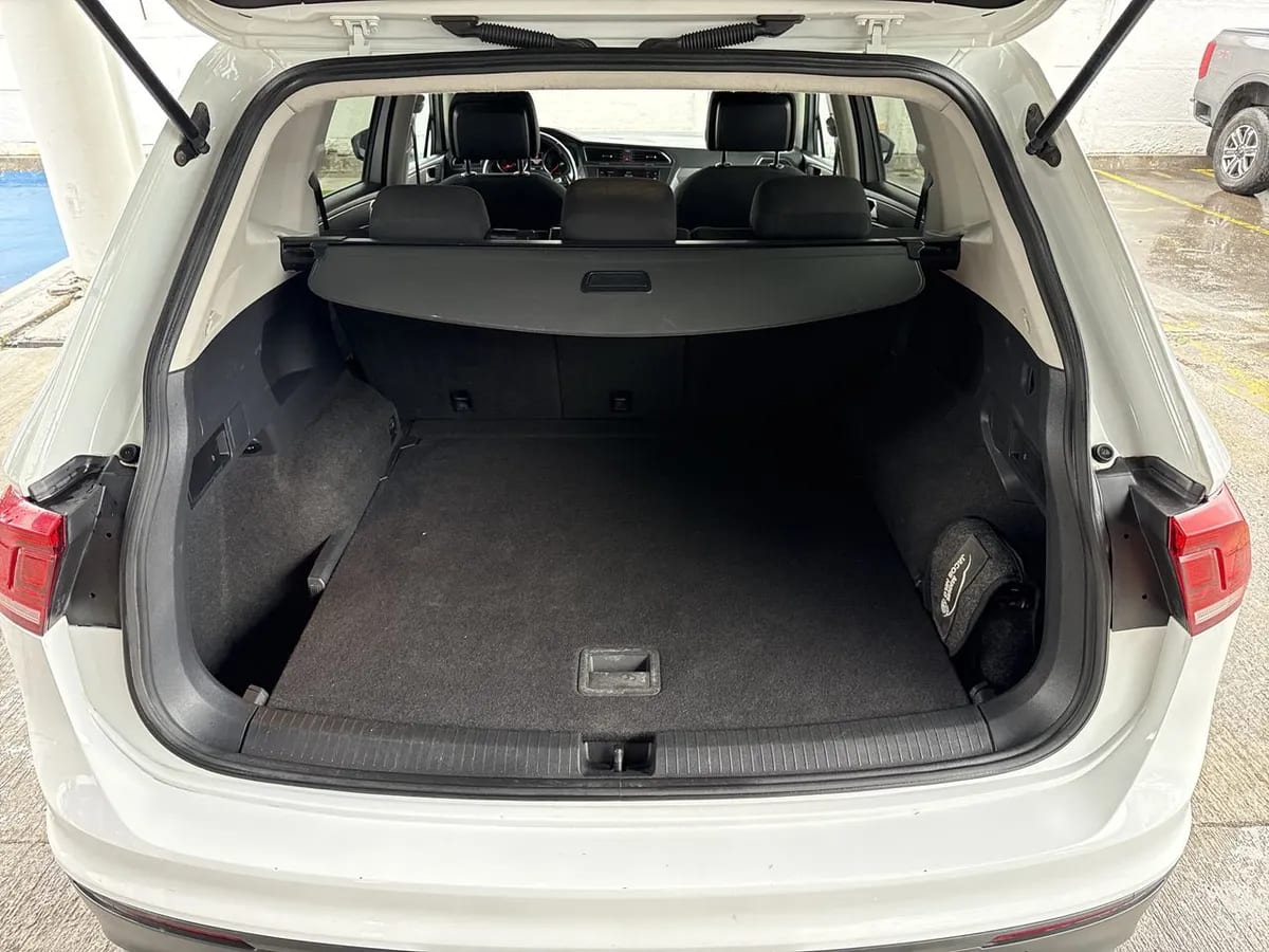 Volkswagen Tiguan 1.4 Tsi Comfortline 4x2 At 5p año 2018