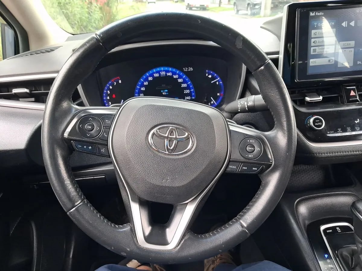 Toyota Corolla 2.0 Xei 4x2 Cvt At 4p año 2022