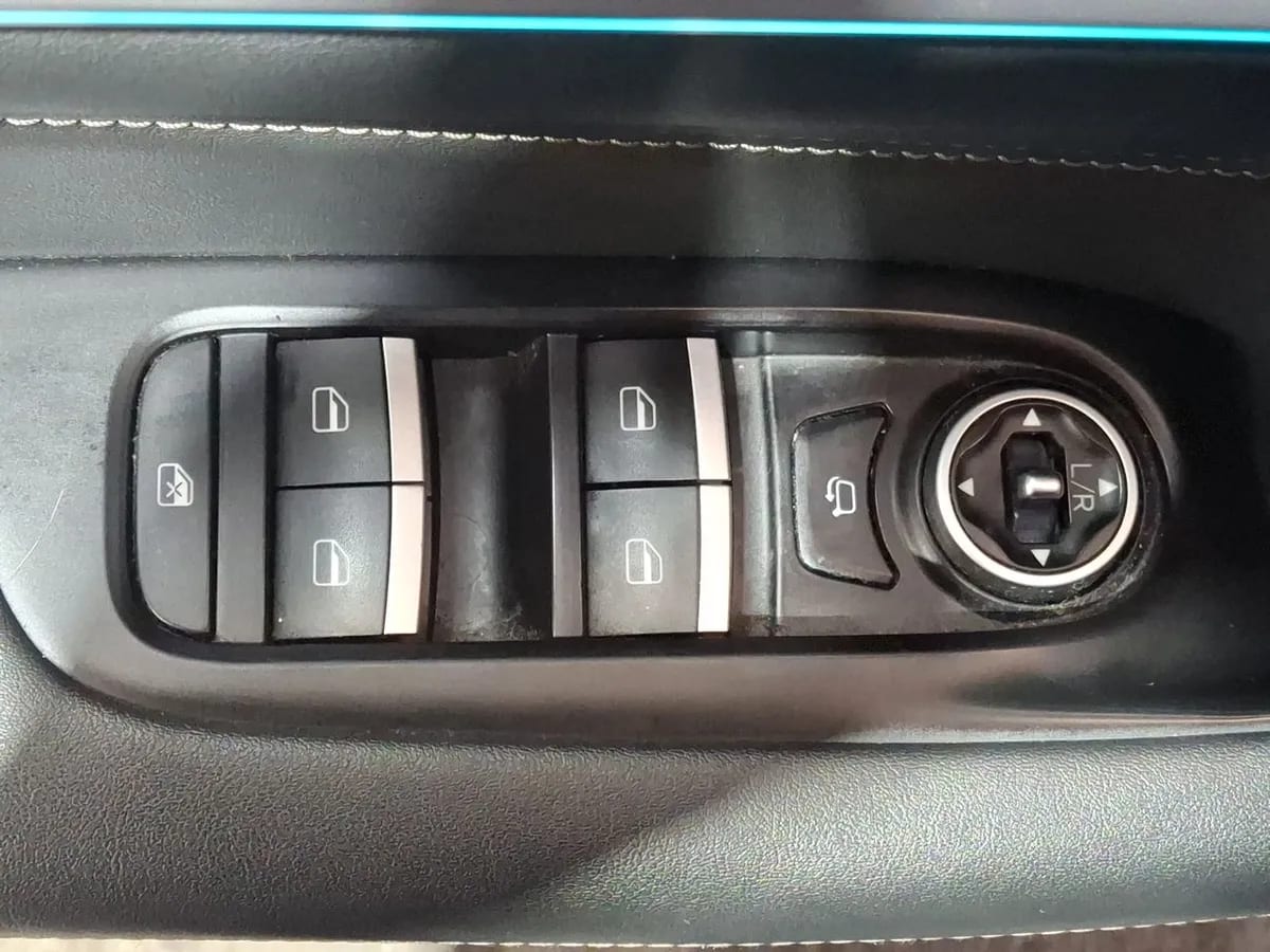 Chery Tiggo 8 Pro 1.6 Tgdi Glx 4x2 Euro6 Dct At 5p año 2023