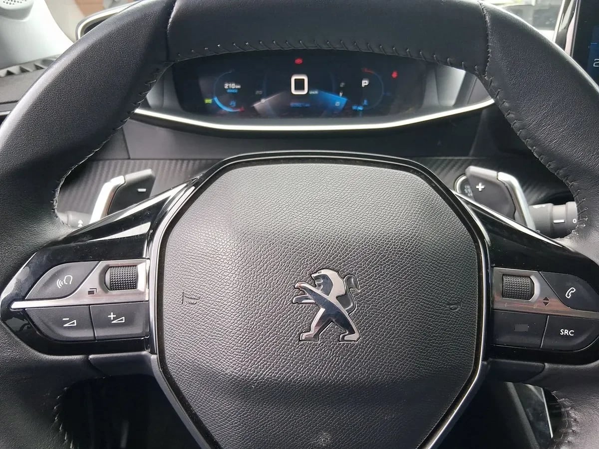 Peugeot 2008 1.2 Allure Puretech 130 4x2 At 5p año 2022