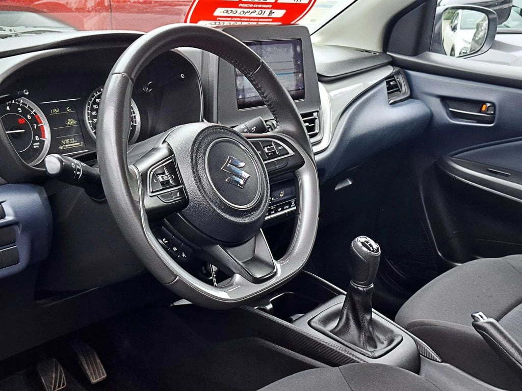 Suzuki Baleno 4x2 1.5 año 2025