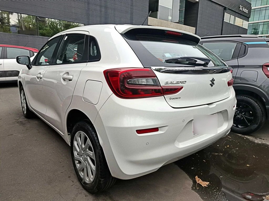 Suzuki Baleno 4x2 1.5 año 2025