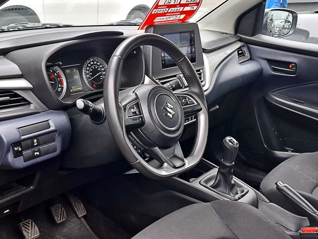 Suzuki Baleno 4x2 1.5 año 2025