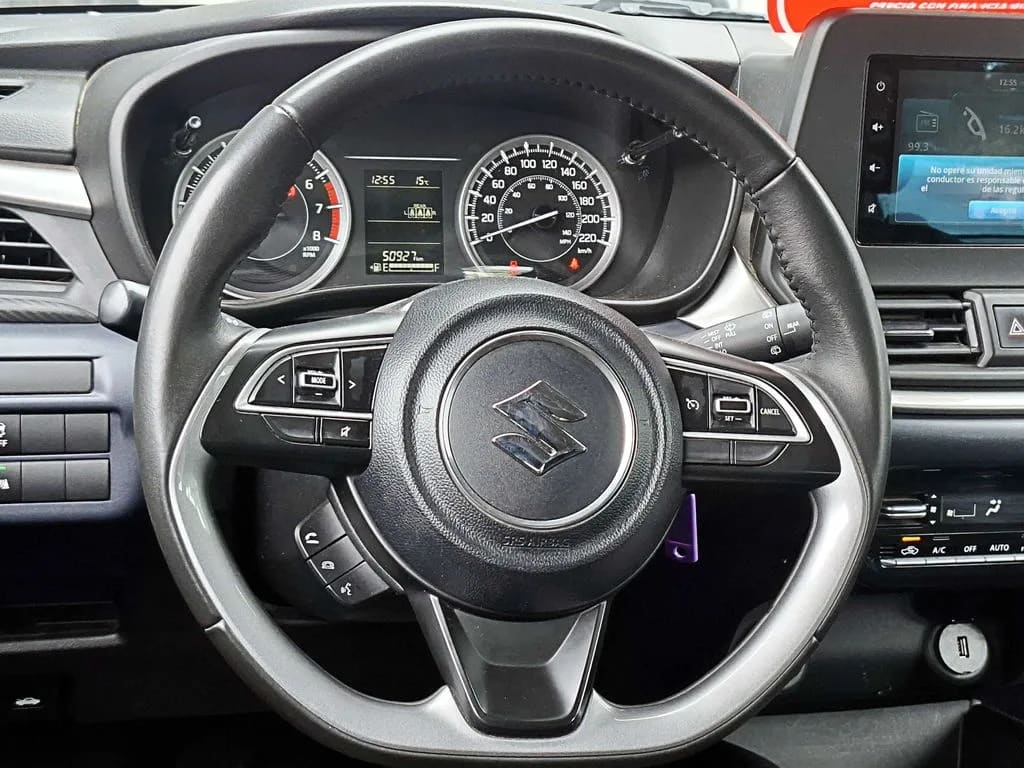 Suzuki Baleno 4x2 1.5 año 2025