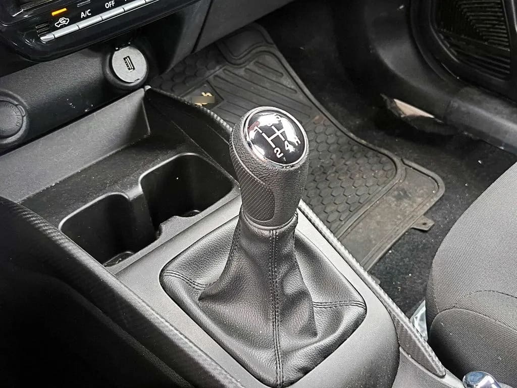 Suzuki Baleno 4x2 1.5 año 2025