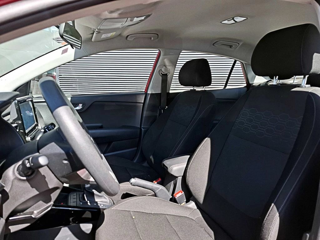 Kia Rio 4 1.4 At año 2021