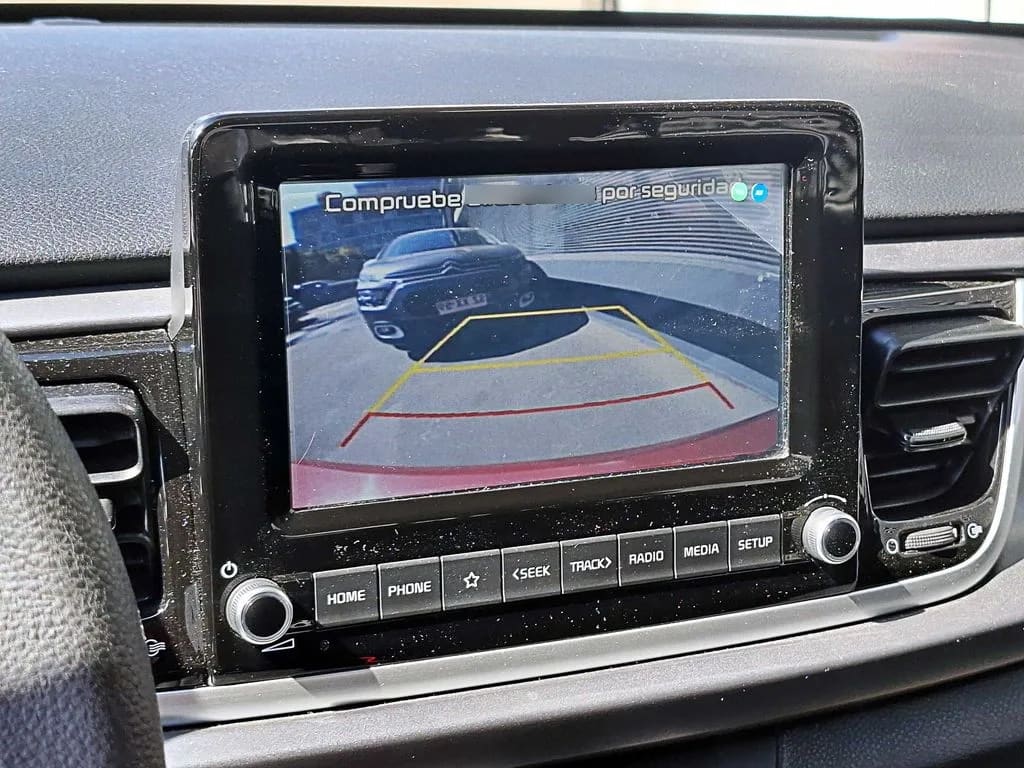 Kia Rio 4 1.4 At año 2021