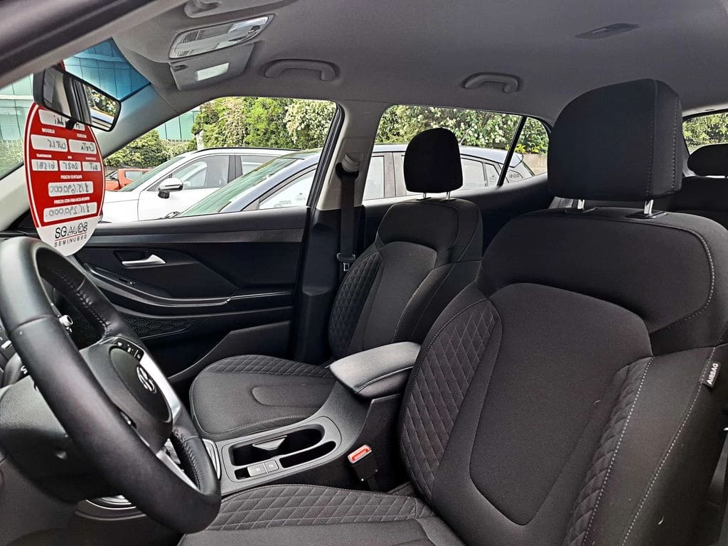 Hyundai Creta 1.5 At año 2025