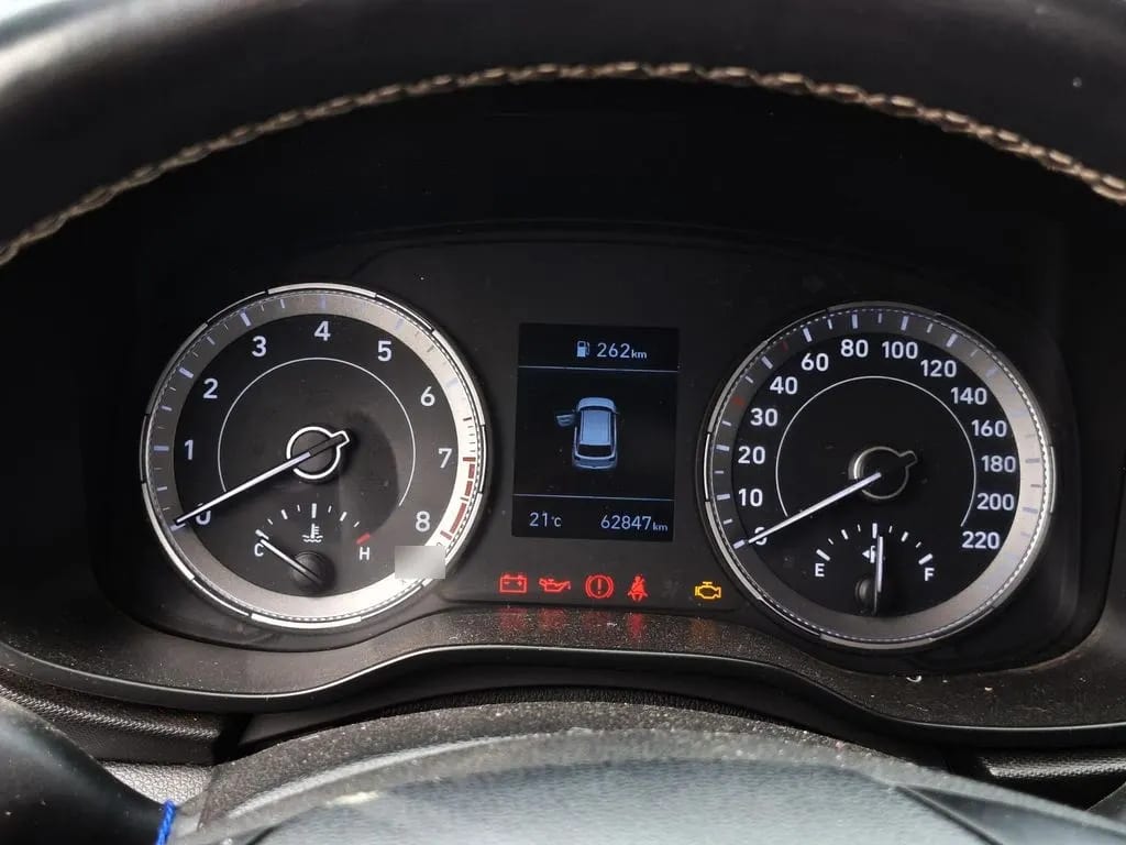 Hyundai Venue 1.6 Qx Value Mt año 2022