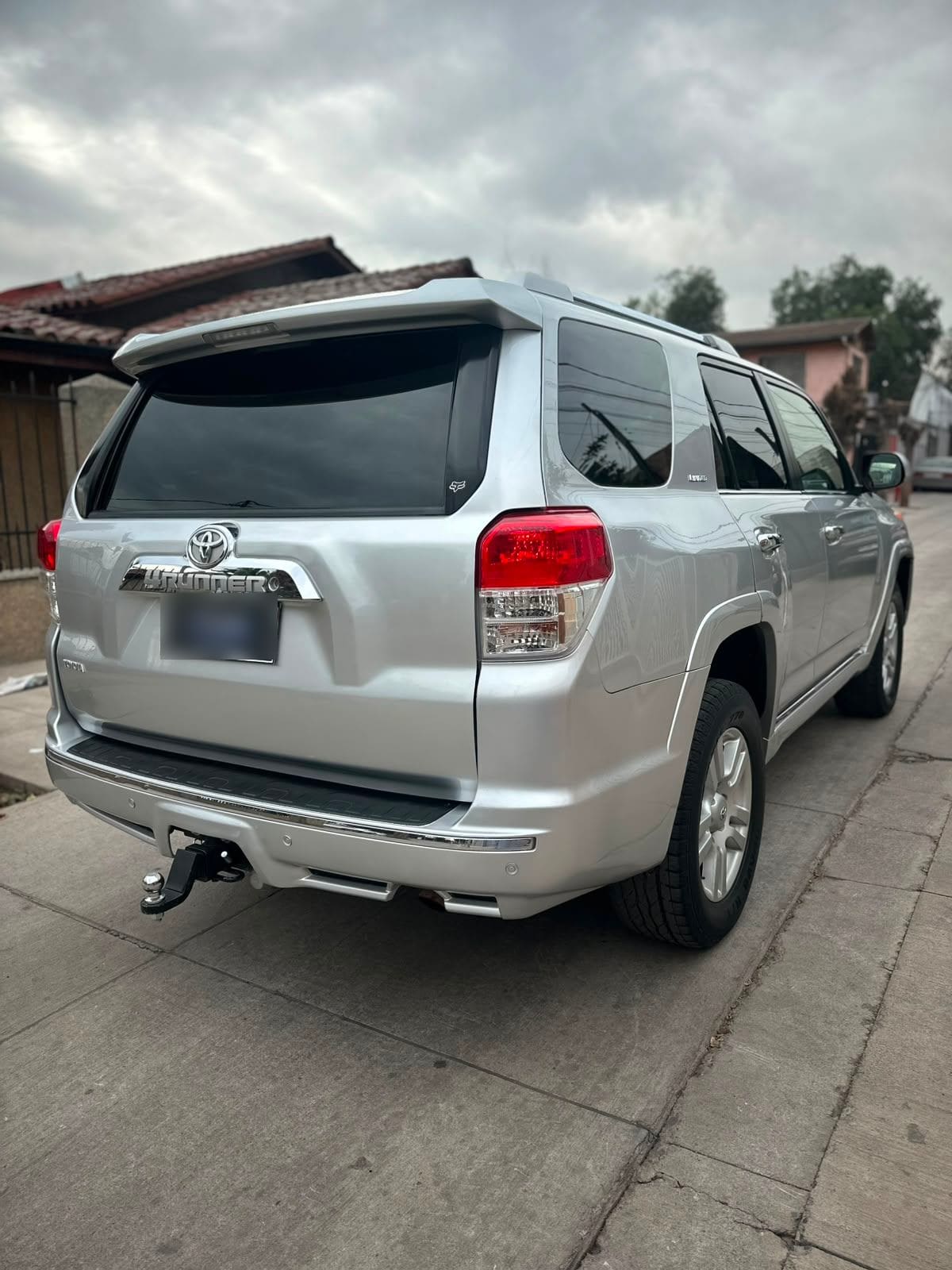 Toyota 4RUNNER 4.0 Limited At 4x2 año 2013