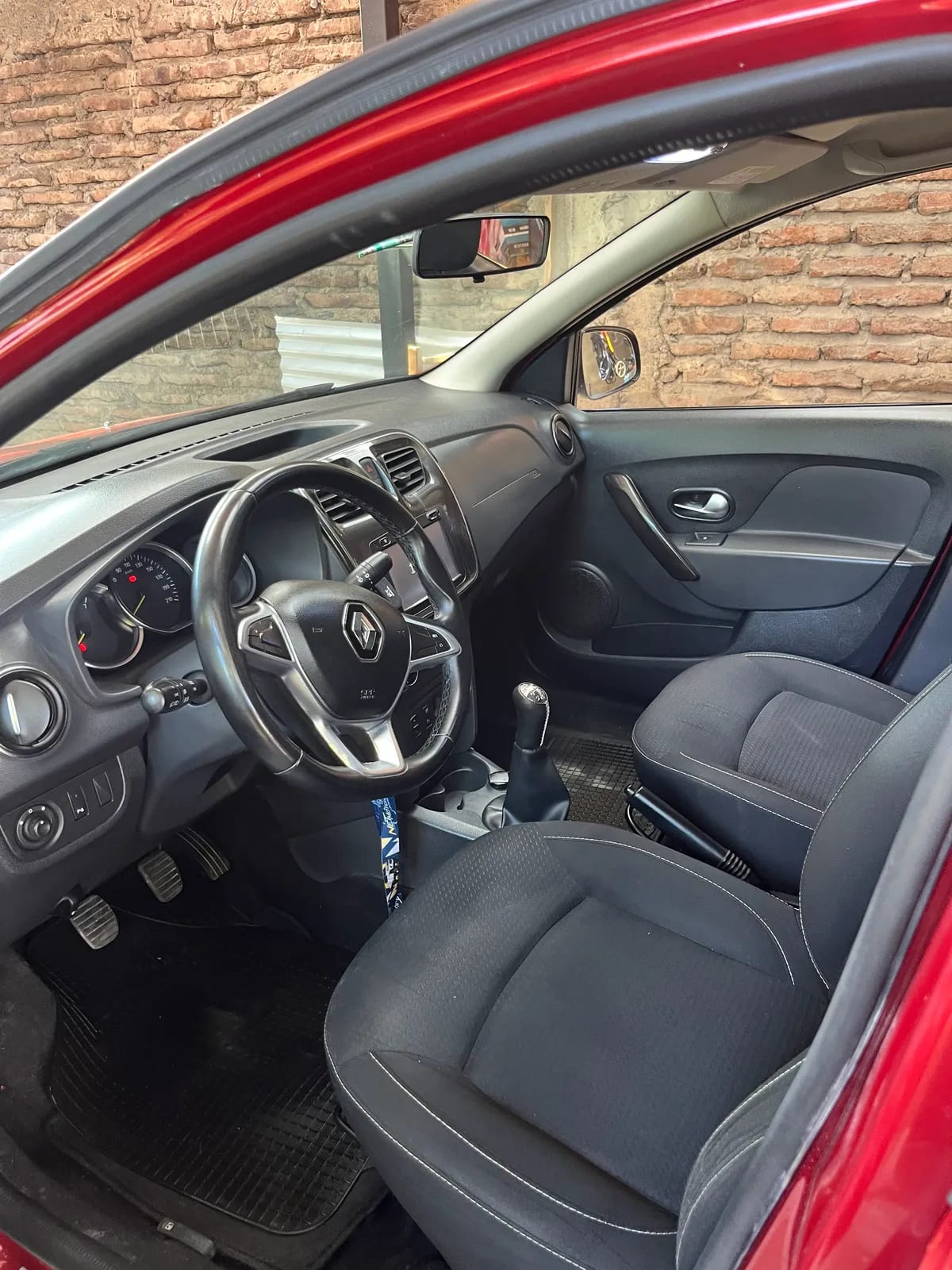 Renault SYMBOL 1.6 Intens Tech Mt año 2019