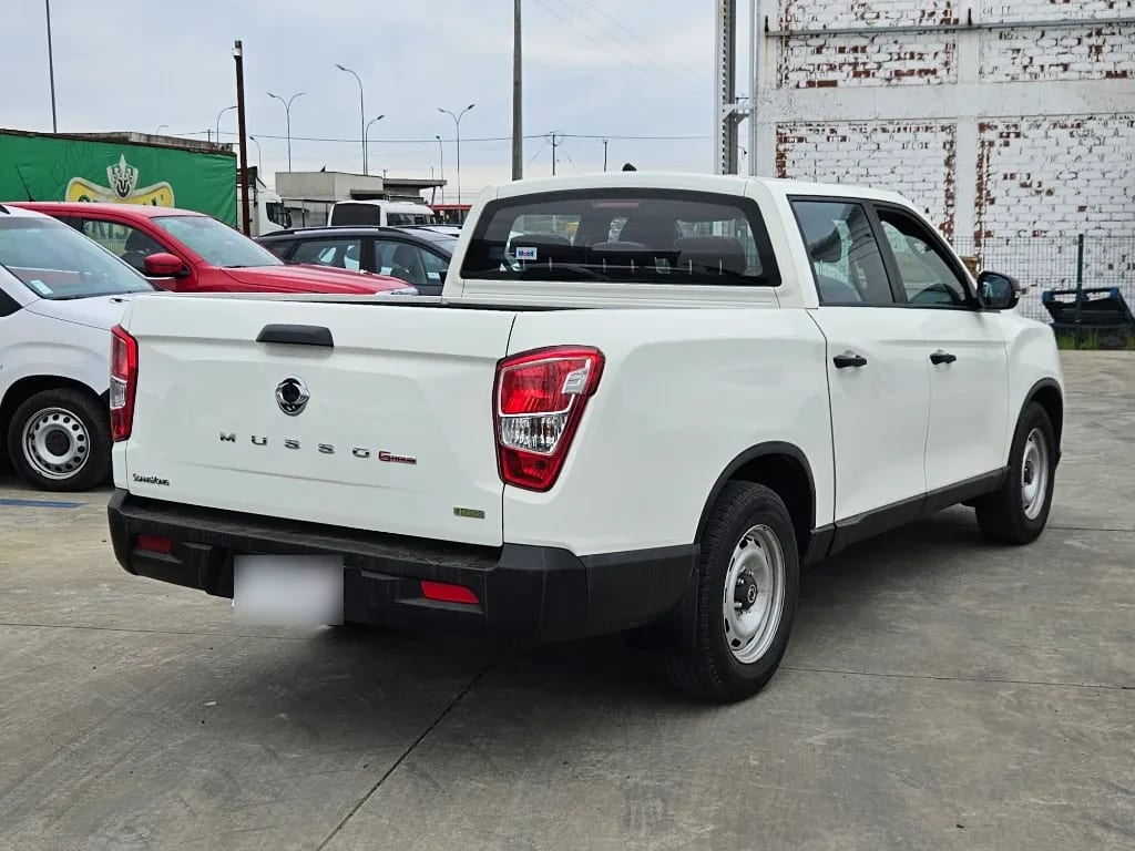 Ssangyong Grand Musso Grand Musso 2.2 4x2 Mt Full-Ql610 año 2023