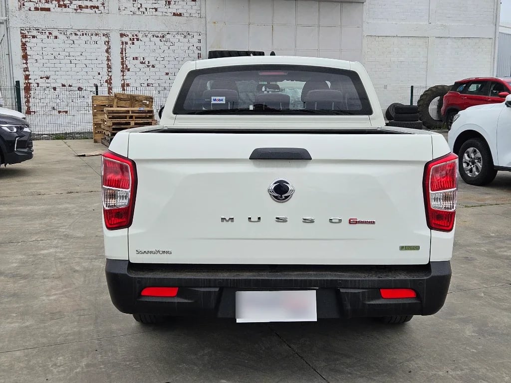 Ssangyong Grand Musso Grand Musso 2.2 4x2 Mt Full-Ql610 año 2023