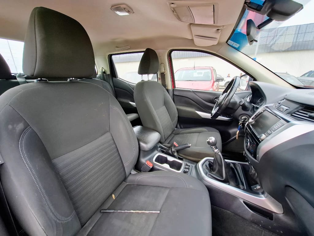 Nissan Navara Navara Dc 4x4 2.3tdi Xe año 2023