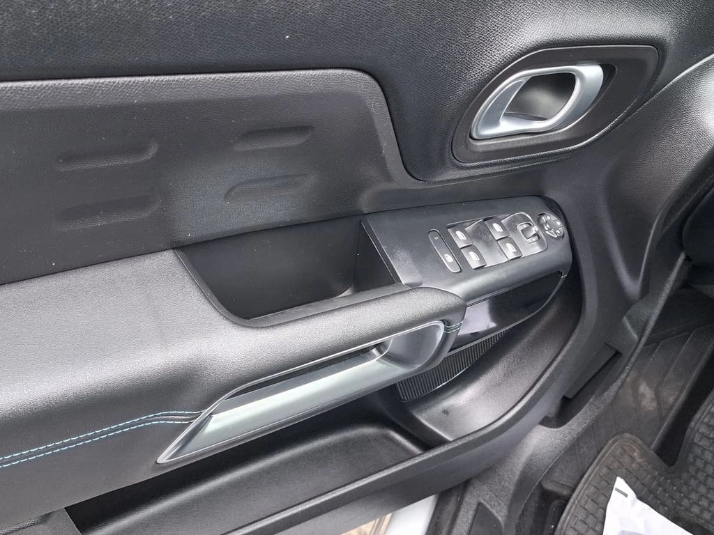 Citroen C5 Aircross Shine Bluehdi Cva8 Stt 1.5 Aut año 2025