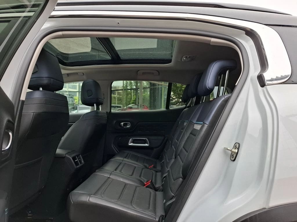 Citroen C5 Aircross Shine Bluehdi Cva8 Stt 1.5 Aut año 2025