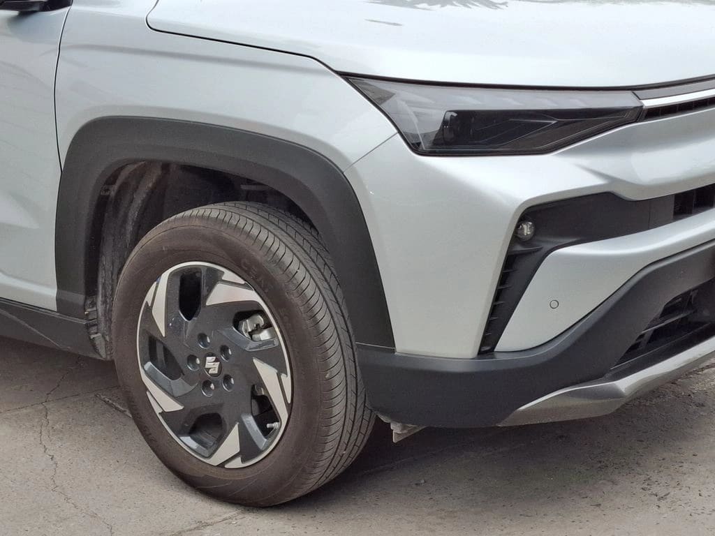 Suzuki Aerio Across 1.5 Glx Hybrid 4x2 At 5p año 2026