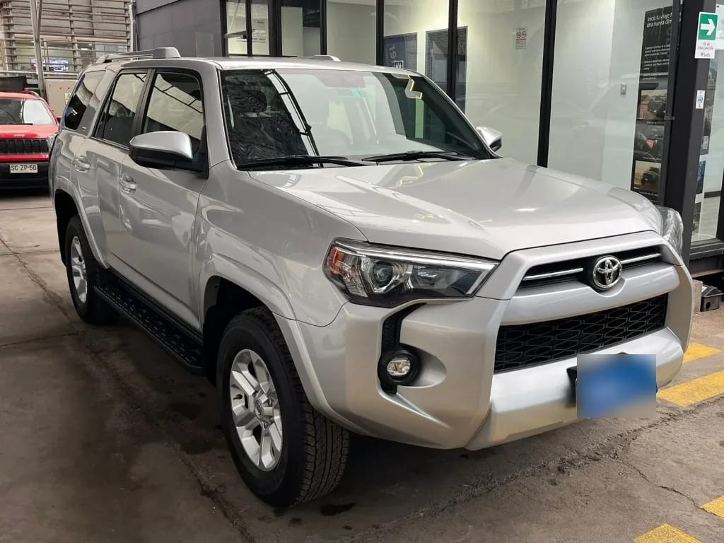 Toyota 4runner 4.0 Sr5 Connected At 4x4 año 2023