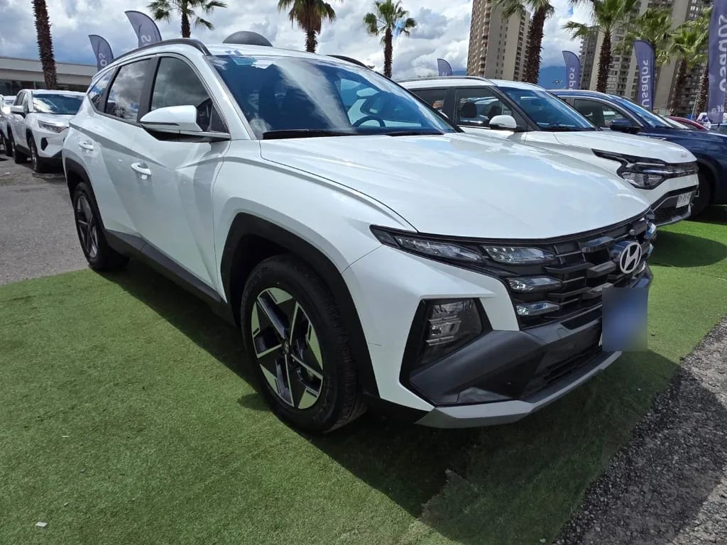 Hyundai Tucson Nx4 Gdi 4x2 1.6 Aut año 2025