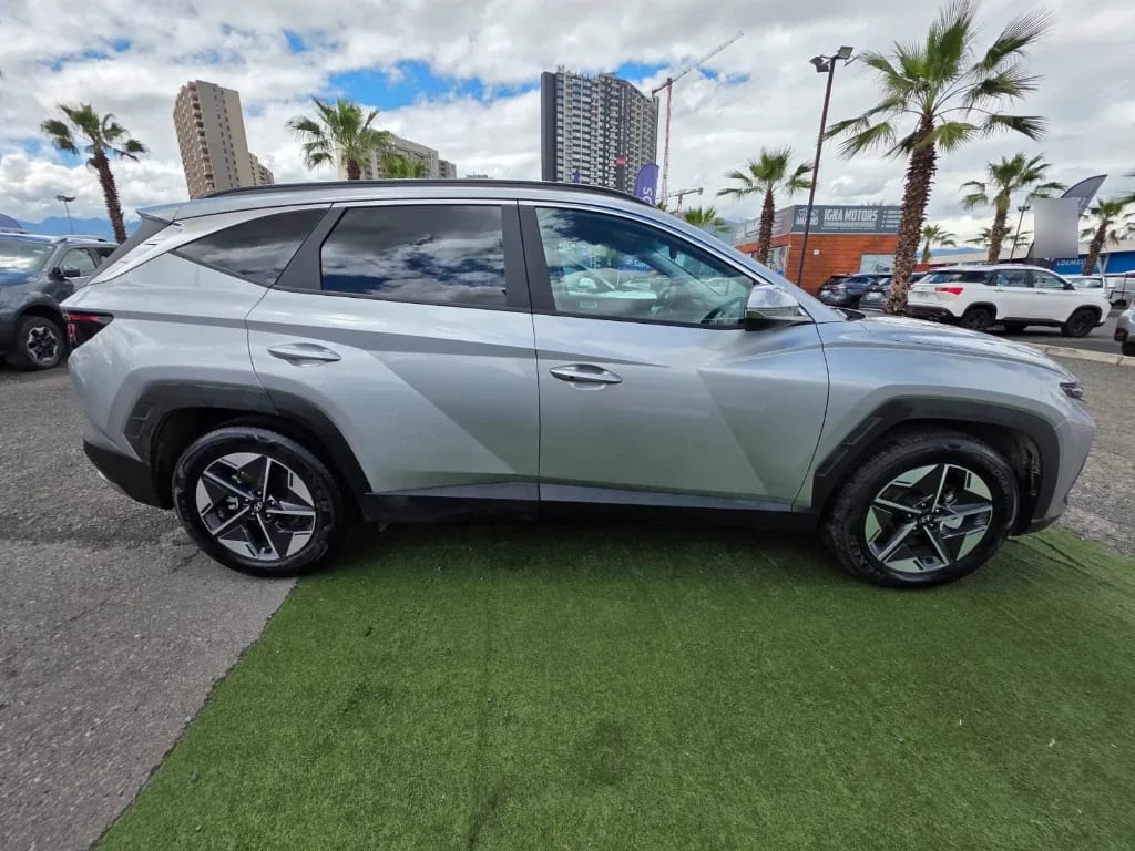 Hyundai Tucson Nx4 Gdi 4x2 1.6 Aut año 2025