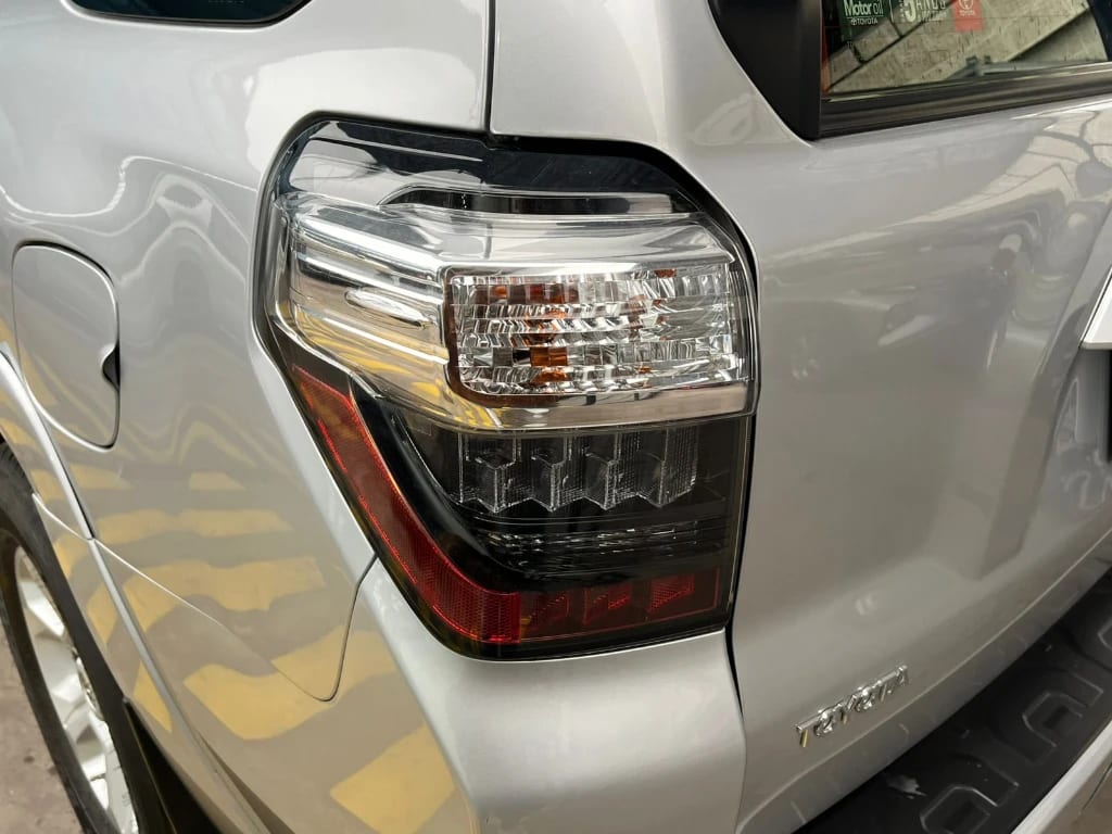 Toyota 4runner 4.0 Sr5 Connected At 4x4 año 2023
